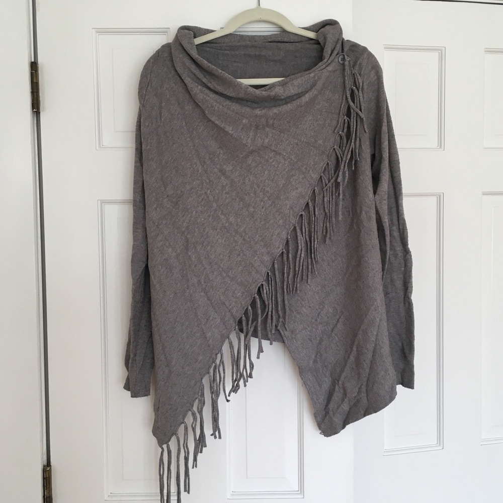 Soft, Trendy Fringe Cardigan